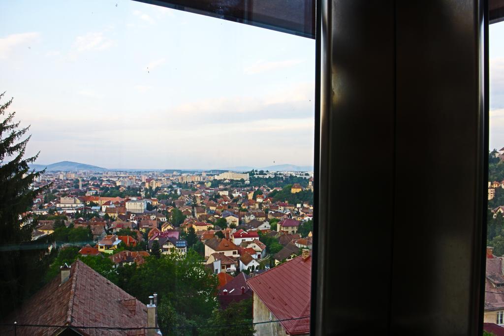 Hotel Esprit Брашов Екстериор снимка
